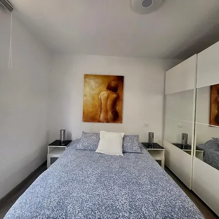 2 Bedrooms Flat 50 Mts Away From Canteras Apartment Las Palmas de Gran Canaria