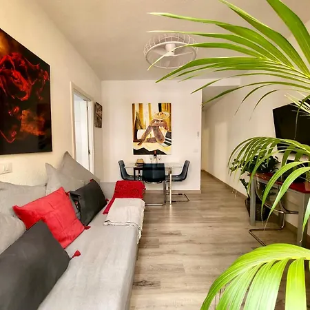 2 Bedrooms Flat 50 Mts Away From Canteras Apartment *